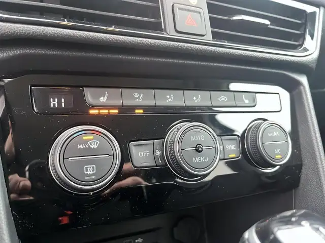 2024 Volkswagen Taos Comfortline Comfortline | AWD | Heated S... - Photo 17