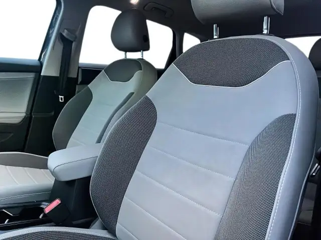 2024 Volkswagen Taos Comfortline Comfortline | Pano Sunroof |... - Photo 11