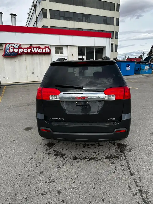 2014 GMC Terrain SLE - All Wheel Drive - Photo 4