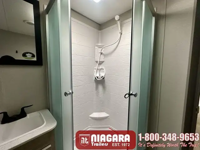 2026 COACHMEN CATALINA SUMMIT SERIES 8 281QBUNK Travel Trailer - Photo 27