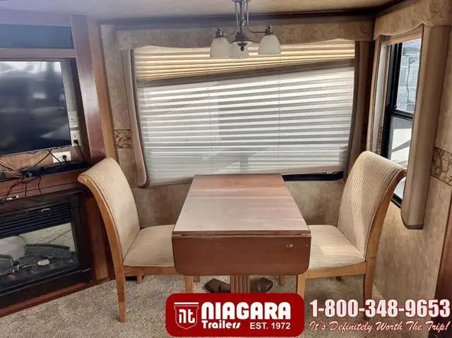 2011 CROSSROADS RUSHMORE 34SB Fifth Wheel - Photo 9