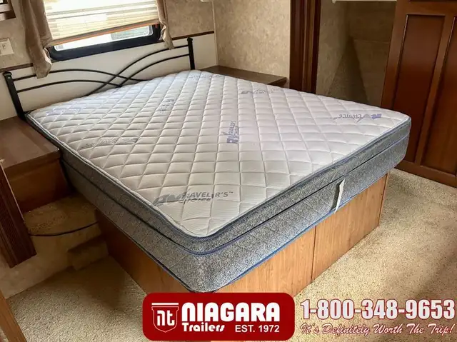 2011 CROSSROADS RUSHMORE 34SB Fifth Wheel - Photo 20