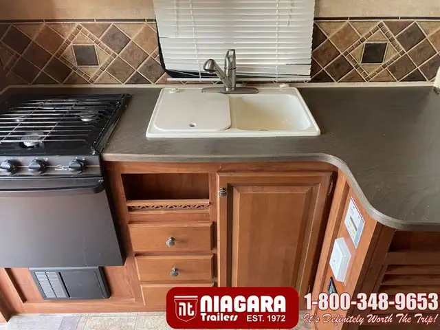 2012 JAYCO EAGLE 256RKS Travel Trailer - Photo 10