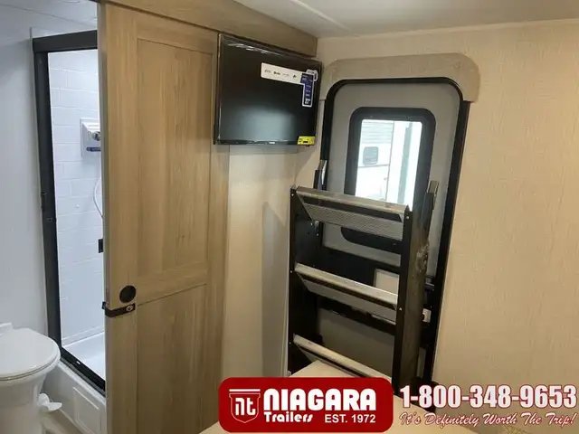 2025 FOREST RIVER RW MINI LITE 2506FK Travel Trailer - Photo 26
