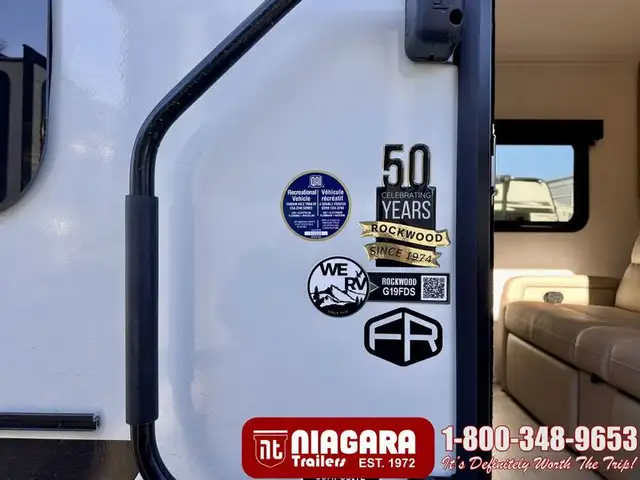 2025 FOREST RIVER ROCKWOOD GEO PRO 19FDS Travel Trailer - Photo 5