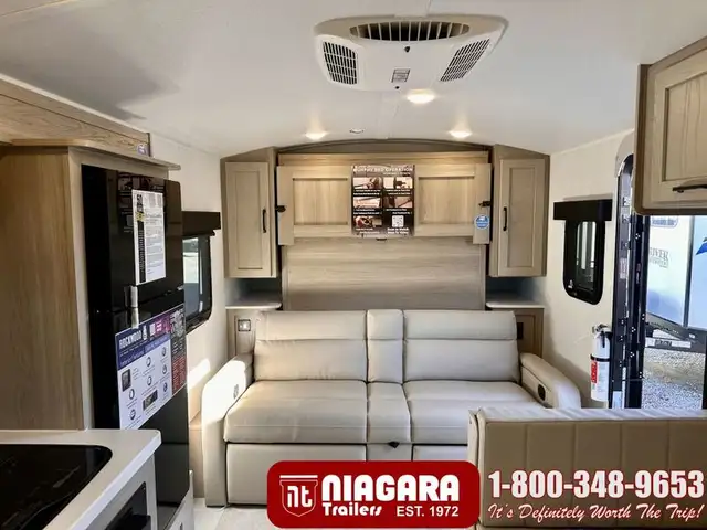 2025 FOREST RIVER ROCKWOOD GEO PRO 19FDS Travel Trailer - Photo 7