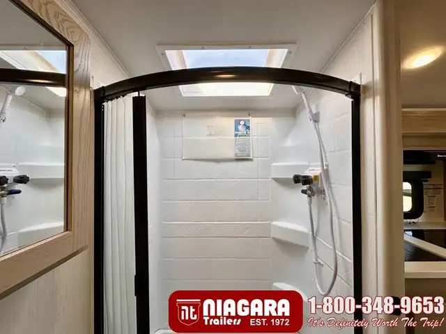 2025 FOREST RIVER ROCKWOOD GEO PRO 19FDS Travel Trailer - Photo 22