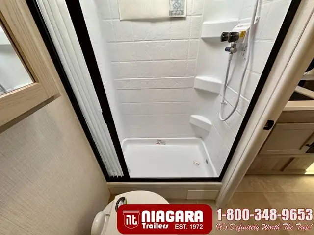 2025 FOREST RIVER ROCKWOOD GEO PRO 19FDS Travel Trailer - Photo 23