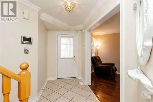 LARGE 4 BEDROOMS DETACHED HOUSE - MAVIS & MATHESON (HEARTLAND) - Photo 2