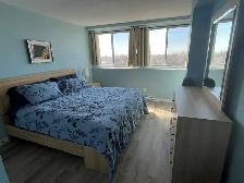 $1550 BRIGHT ONE BEDROOM, GREAT LOCATION