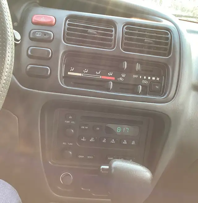 2000 CHEVY TRACKER 4x4 - Photo 9