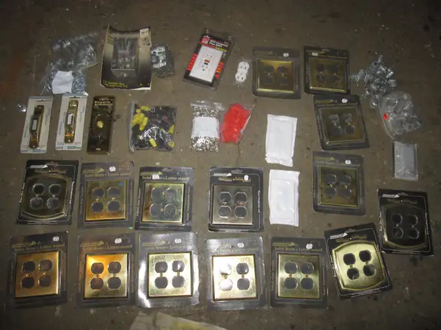 VARIOUS ELECTRICAL PARTS BOXES SWITCHES PLUGS LIGHT BULBS - Photo 4