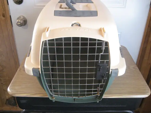 Pet Taxi pet carrier - Photo 3