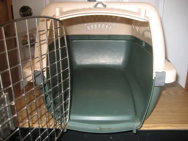 Pet Taxi pet carrier - Photo 4