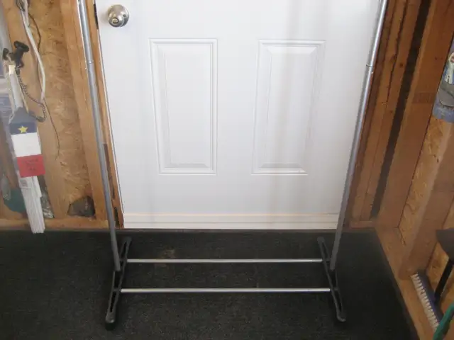 Portable clothes rack - Photo 3