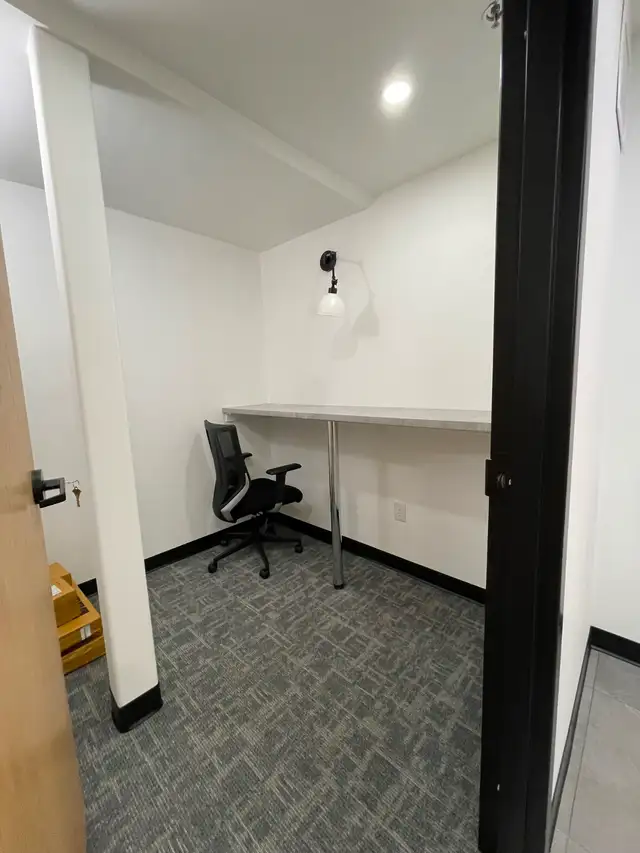 Luxury Office Spaces For Rent! Move In Ready! - Photo 11