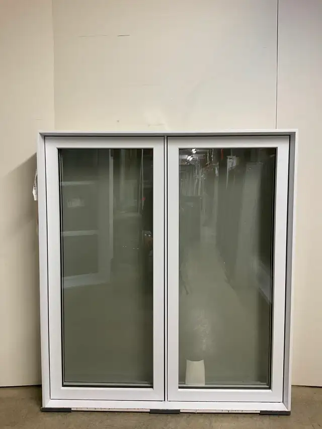 10861BP Fenêtre Battant PVC Blanc 2 sect 2 ouvr 49 1/2 x 55 1/4