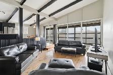 LARGE HOME IN VALLEYVIEW WITH PANORAMIC MOUNTAIN VIEWS - Photo 5