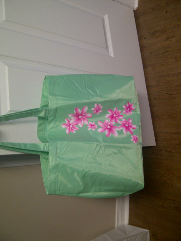 BEAU SAC À MAIN NEUF VERT À FLEURS ROSES 14'HAUTx18'LARGE $10.00 - Photo 2