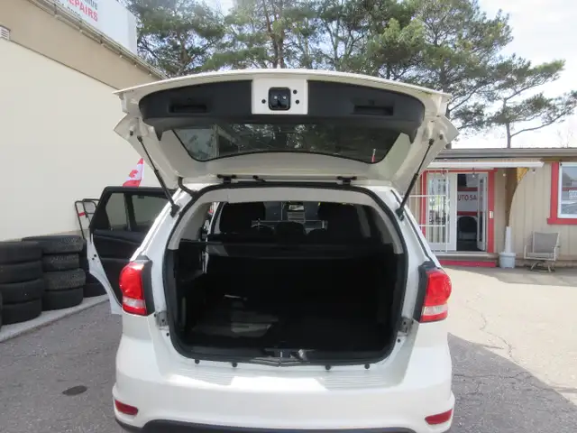 2016 Dodge Journey SXT - Photo 14