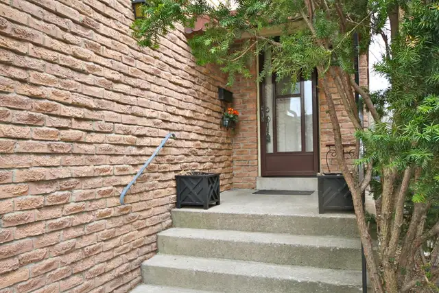 Bedroom for rent - Photo 6