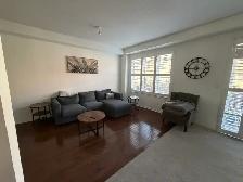 3-Bedroom House For Rent: Markham Rd & Denison St - Photo 3