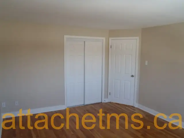 3 Bedroom House - Photo 8