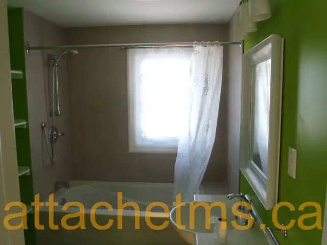 3 Bedroom House - Photo 10