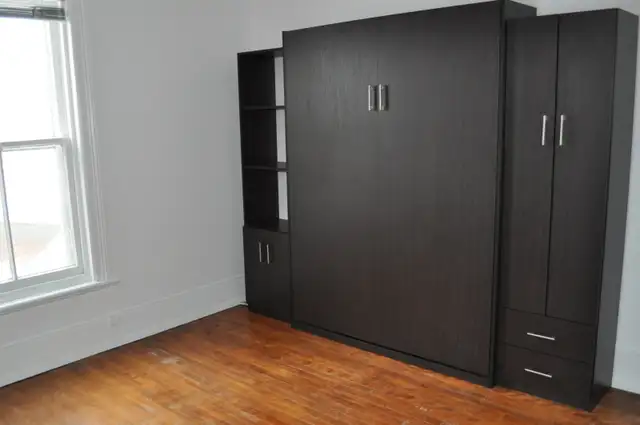 Large Bright Furnished Studio in the Heart of Sandy Hill - Photo 7