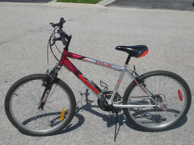 GREAT SHAPE 24' SUPERCYCLE XTI-21 SERIES 21 SPD WITH SUSPENSION! - Photo 4