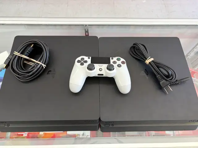 Console de jeux PS4 - Photo 2
