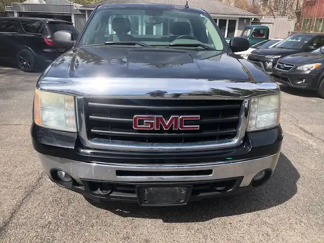 2009 GMC Sierra 1500 WT runs good - Photo 3