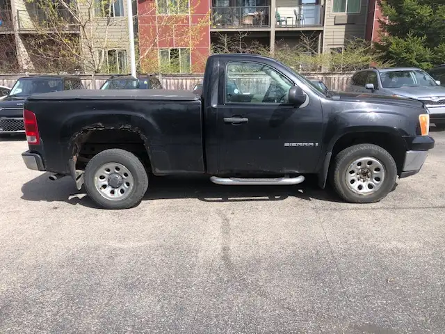 2009 GMC Sierra 1500 WT runs good - Photo 4