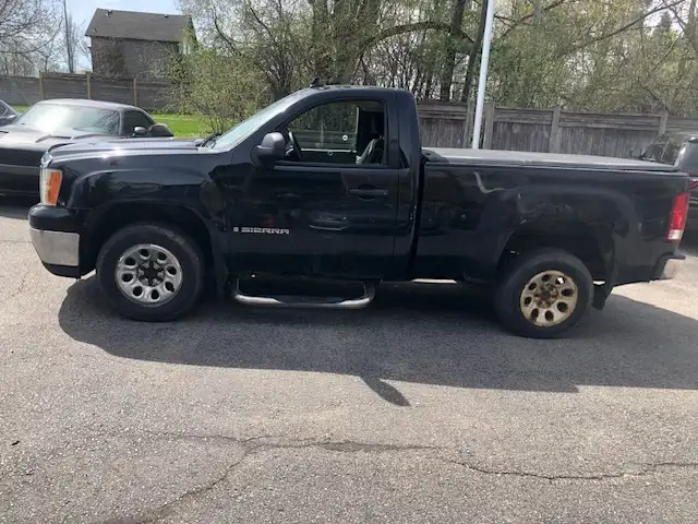 2009 GMC Sierra 1500 WT runs good - Photo 5