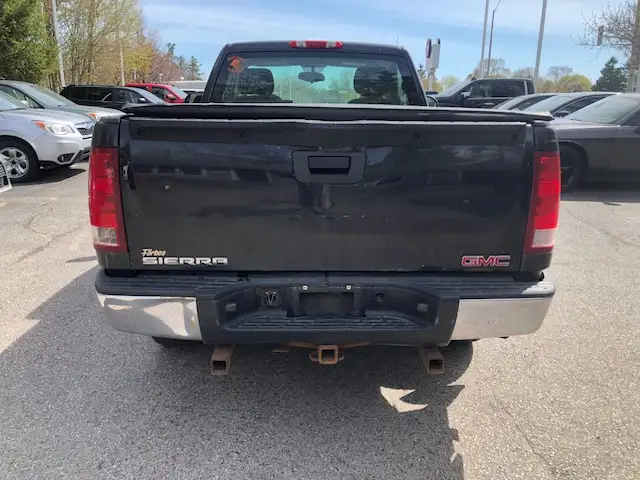 2009 GMC Sierra 1500 WT runs good - Photo 6