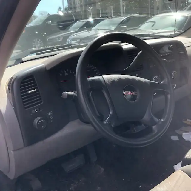 2009 GMC Sierra 1500 WT runs good - Photo 9