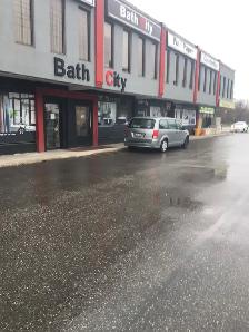 Office in Vaughan available - Photo 3