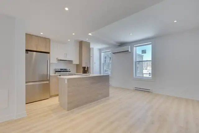 5 1/2 rénovée 2026 · 4 mins Metro Parc · A/C WiFi inclus - Photo 6