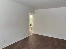 Grand Logement 4½ ensoleillé au rez-de-chaussée - Photo 6
