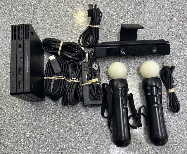 PS4 VR Gen 1 Headset with Accessories - Photo 5