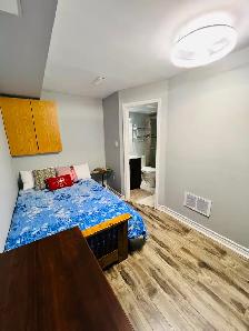 Furnished PRIVATE room AND bathroom (Female only) Mississauga - Photo 3
