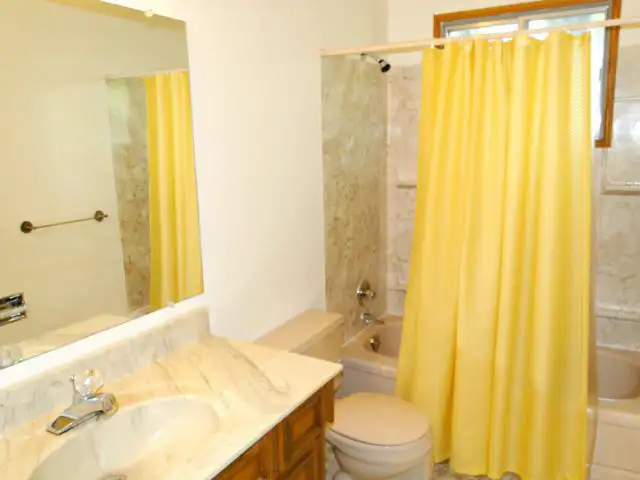 Furnished Room for Rent Near U of M - Photo 2