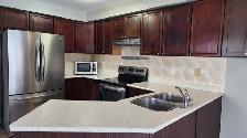 4 Bedrooms House for rent  - FOR FAMILY – NORTH BRAMPTON - Photo 2