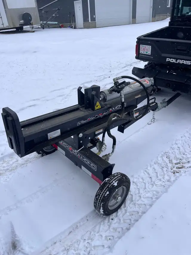 Log Splitter - Photo 4