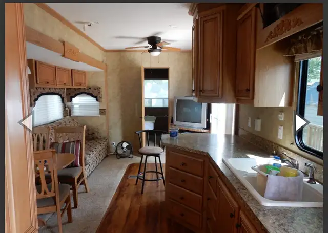 2013 40’ 2 bedroomed trailer - Photo 2