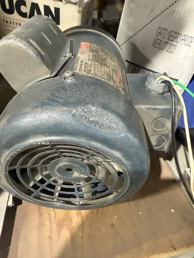 AC motor 1hp - Photo 2
