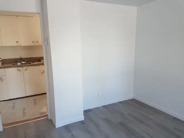 2 1/2 à louer Magog - Photo 3