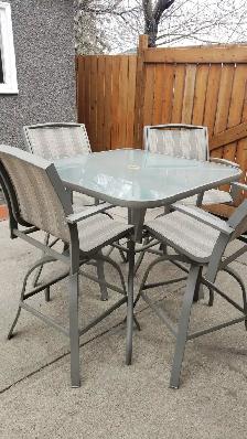 Patio set table and 4 chairs