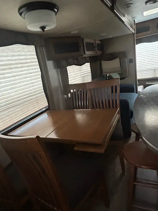 33 Foot Couples Trailer - Photo 10