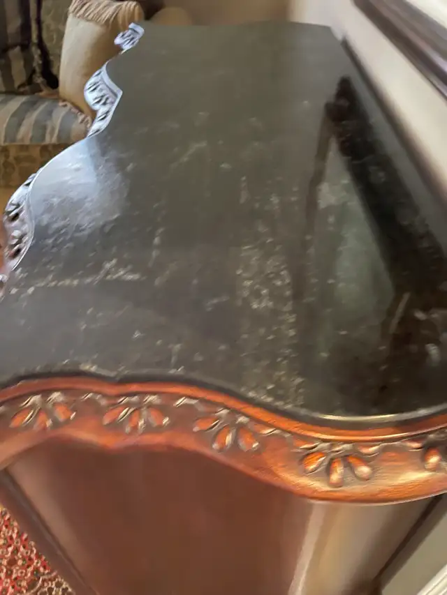 Hooker Furniture Mahogany Serpentine Chest – Designer Piece – Pr - Photo 4